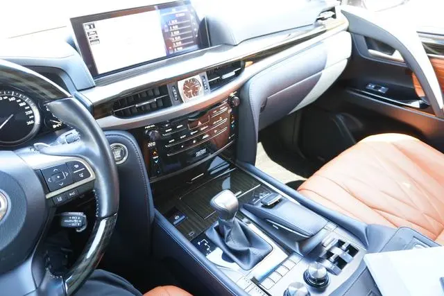 Lexus Lexus LX 570 Peak Special Edition
