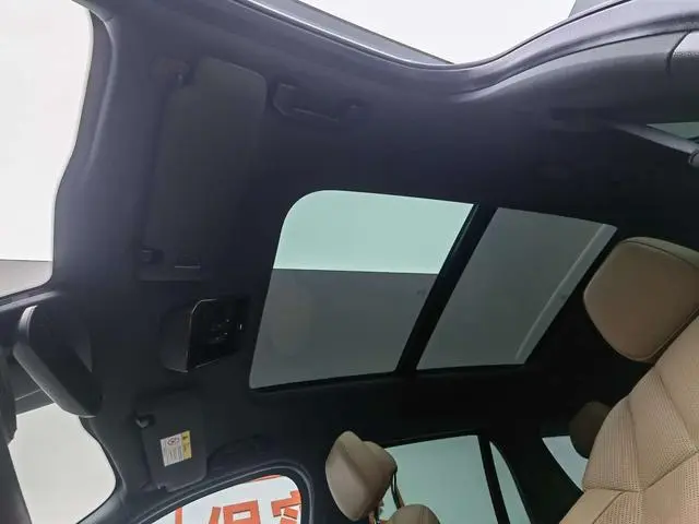 NIO NIO ES8 580KM base version six seats