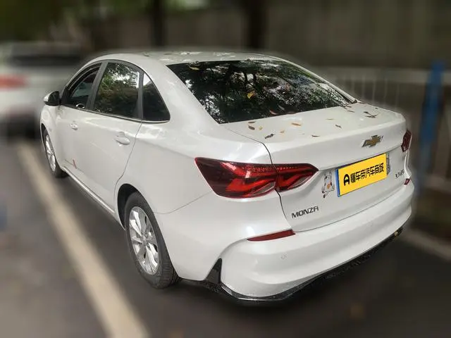 Chevrolet Cruze 1.5L Dual Clutch Enjoy Edition