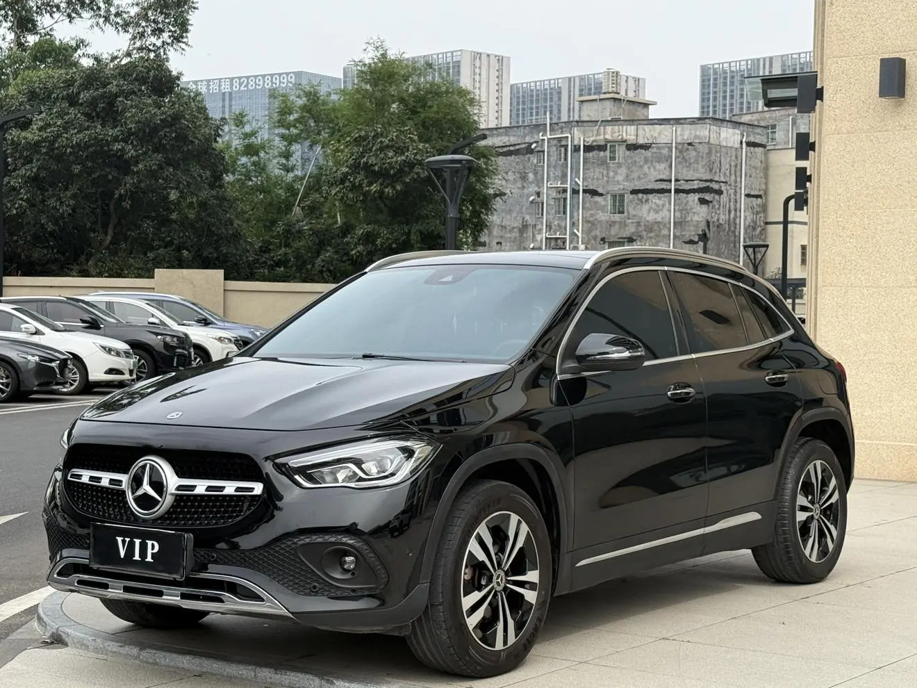 Mercedes-Benz Mercedes-Benz GLA GLA 200