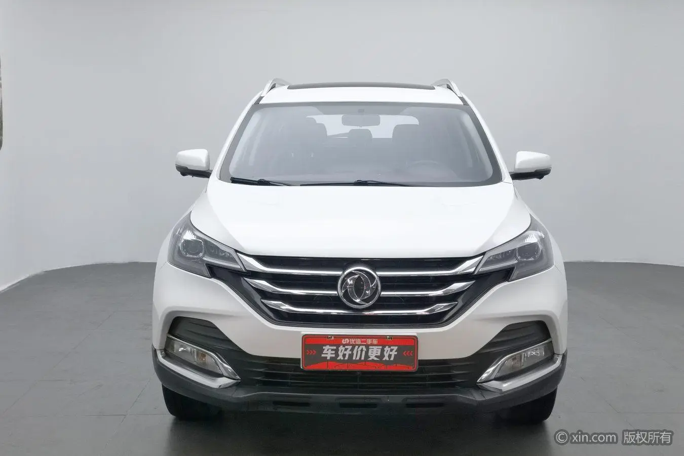 Dongfeng Fengshen Dongfeng Fengshen AX7 Classic 1.6T automatic luxury type