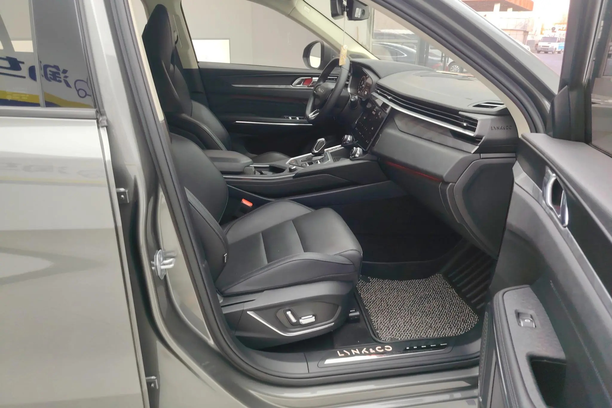 LYNK & CO Lynk 01 2.0TD two-wheel drive Pro