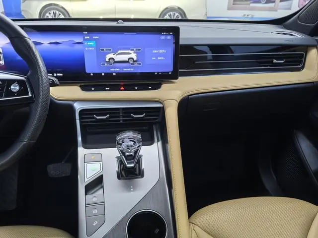Roewe Roewe eRX5 Super Hybrid Premium Edition