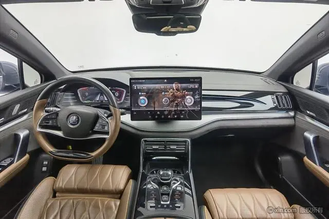 BYD Tang DM DM 2.0T four-wheel drive high-performance version of the Genesis flagship