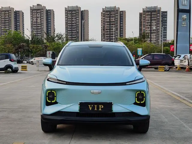Geometry Geely Geometry E Firefly 320KM well-behaved tiger