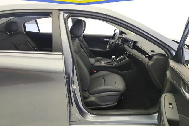Roewe Roewe i5 1.5L CVT Executive Edition