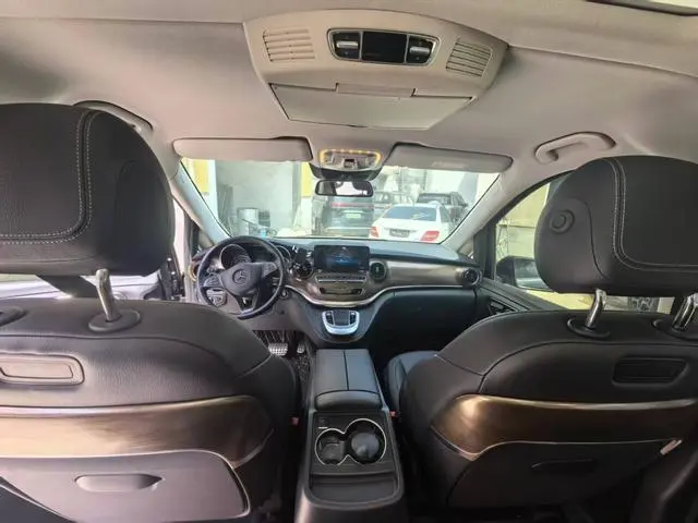 Mercedes-Benz Mercedes-Benz V-class V 260 L Long wheelbase Deluxe Edition