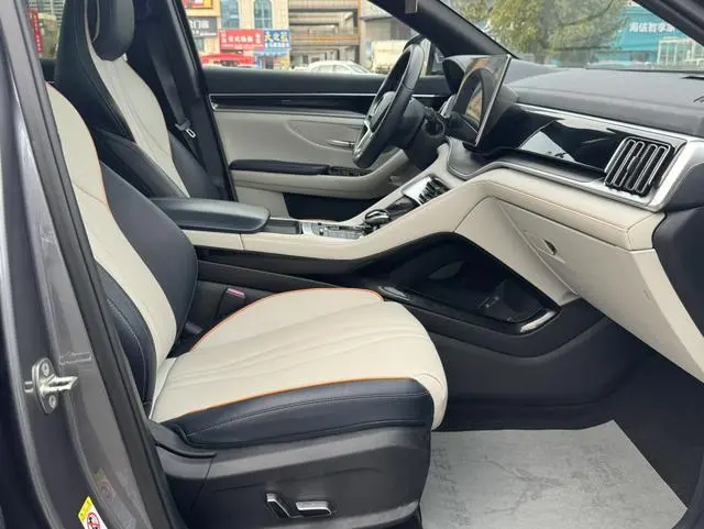 BYD Song PLUS DM DM-i 110KM two-wheel drive flagship PLUS