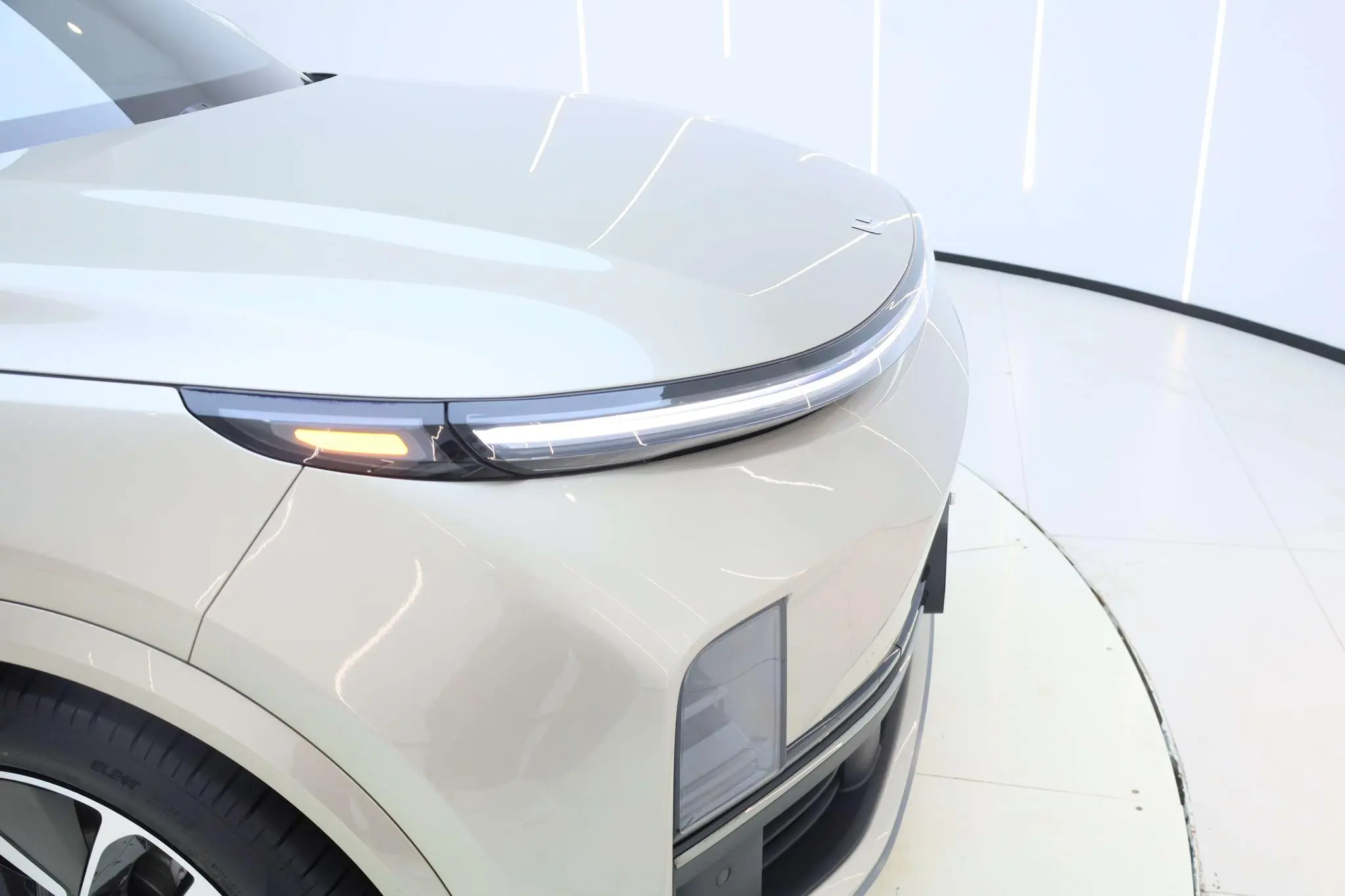Li Auto Ideal L9 Max version