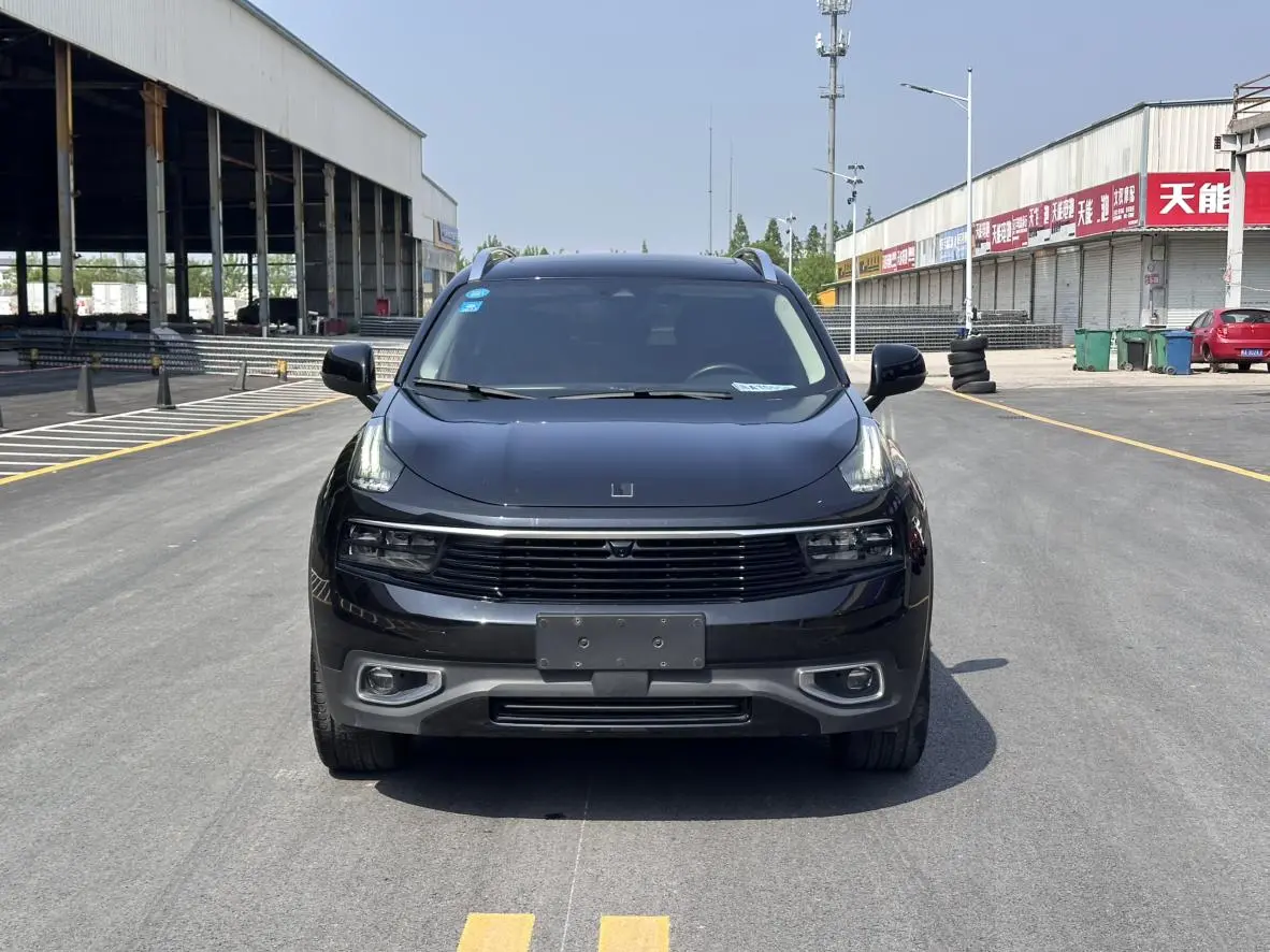 LYNK & CO Lynk 01 2.0T two-wheel drive Pro version country VI