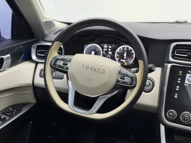 LYNK & CO Lynk 01 2.0T two-wheel drive Yao Pro version