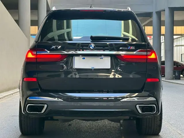 BMW BMW X7 xDrive40i Executive M sports Suit