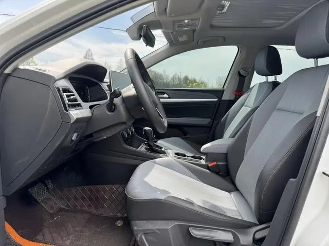 Volkswagen Lavida 1.5L automatic five million version