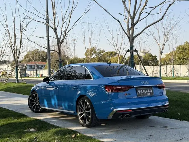 Audi Audi S4 3.0TFSI