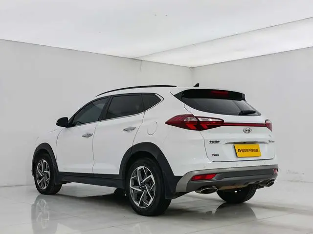 Hyundai Tucson 280TGDi dual-clutch two-wheel drive fashion version of the country VI