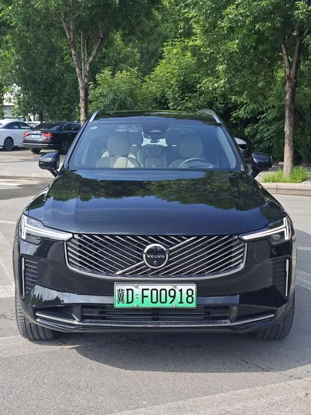 Volvo Volvo XC90 PHEV E-drive hybrid T8 Long battery life Zhizun Deluxe Edition 7 Seats