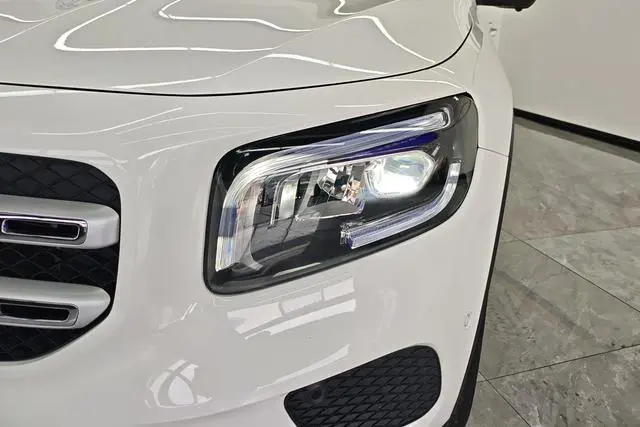 Mercedes-Benz Mercedes-Benz GLB GLB 200 dynamic type
