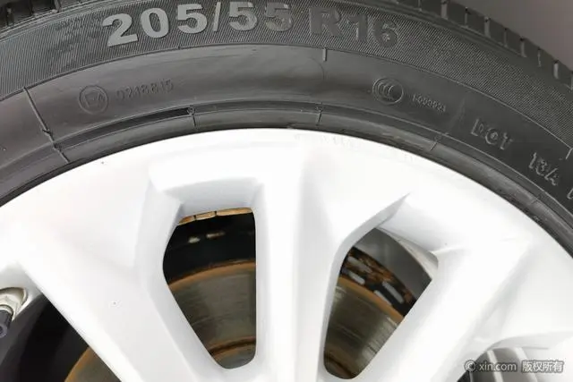 TOYOTA Corolla Dual engine 1.8L E-CVT GL-i Elite Edition