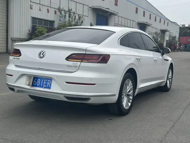 Volkswagen Volkswagen CC 330TSI Charm Edition Country VI