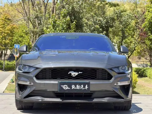 Ford Mustang 2.3T EcoBoost