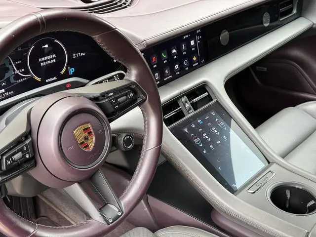 Porsche Taycan Taycan