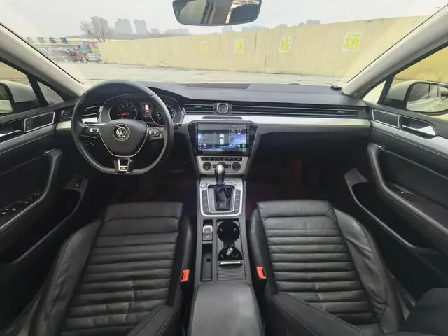 Volkswagen Wei Lan 380TSI two-wheel drive comfort version