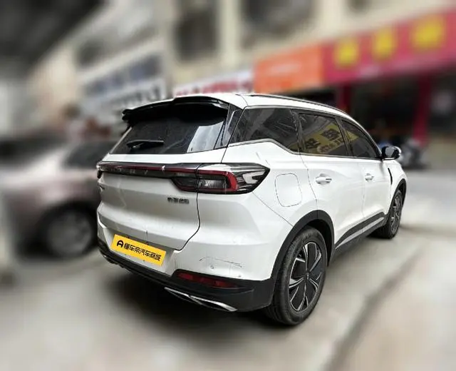 Chery Fulwin Tiggo 7 PLUS PHEV 1.5T DHT Zhishang Edition