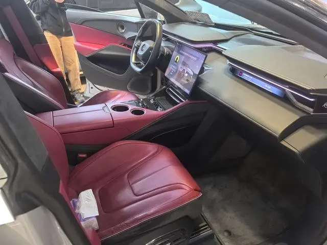 Lotus Eletre Eletre R+