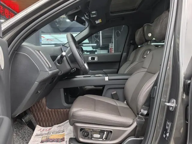 Li Auto Ideal L9 Max version