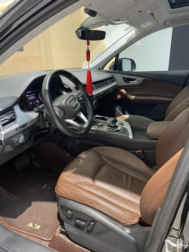 Audi Audi Q7 40 TFSI comfort type