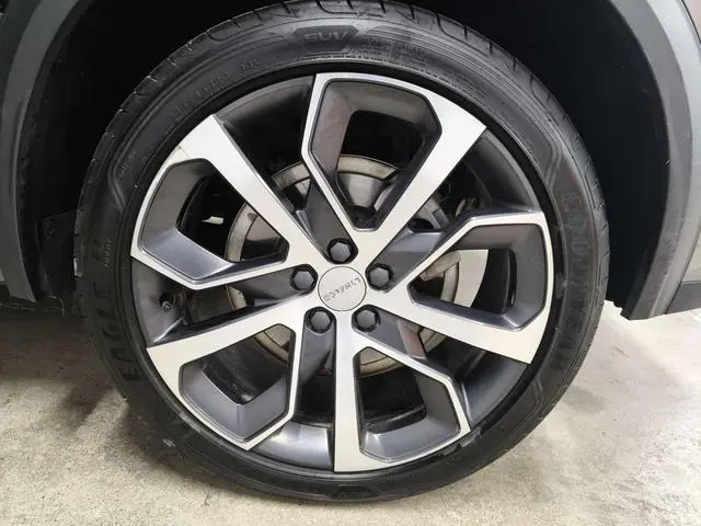 LYNK & CO Lynk 05 2.0TD four-wheel drive Halo