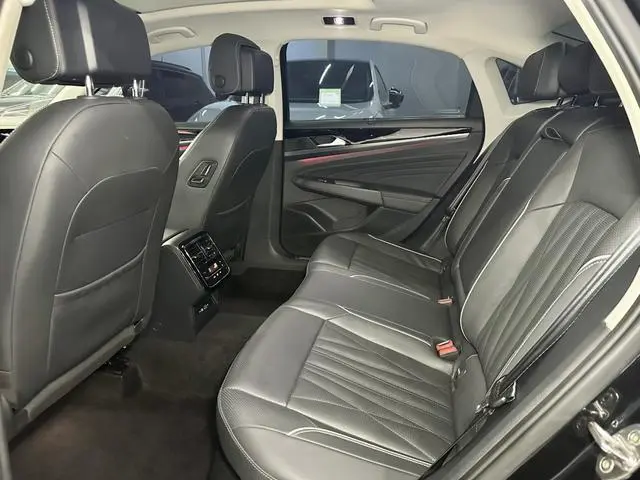 Volkswagen Passat 330TSI Starry Sky Deluxe Edition