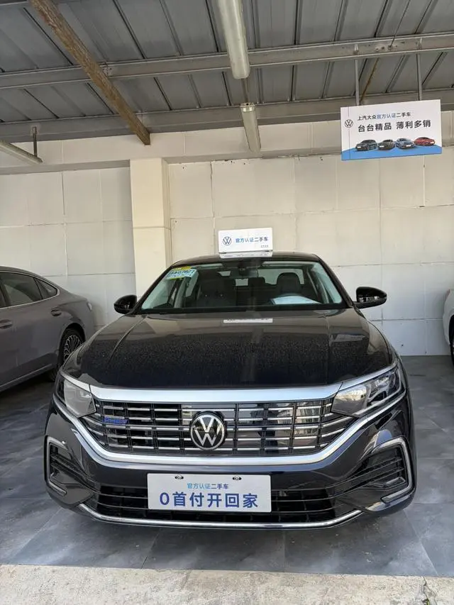 Volkswagen Passat PHEV 430PHEV Hybrid Business Edition