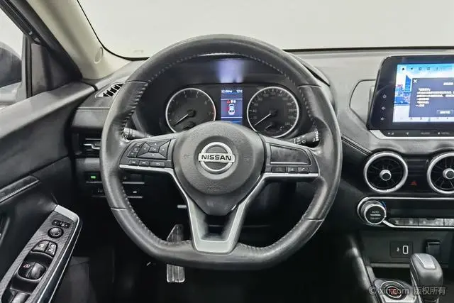 Nissan Xuan Yi 1.6L XL CVT Enjoy Edition
