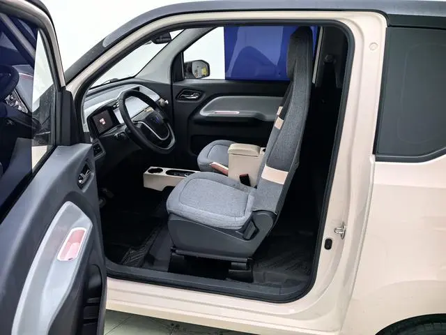 Wuling Wuling Hongguang MINIEV Macaron Premium Lithium Iron Phosphate