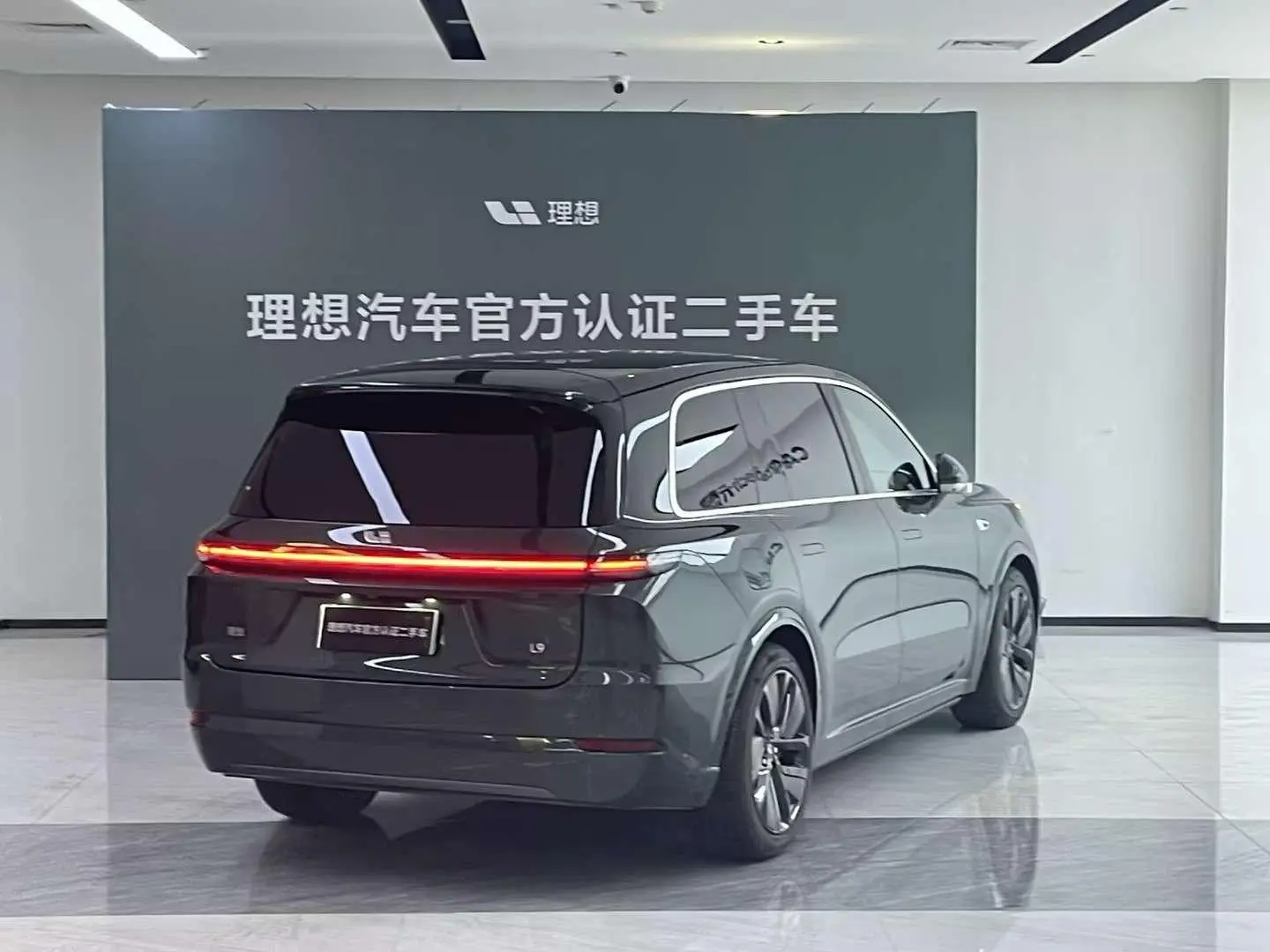 Li Auto Ideal L9 Max version