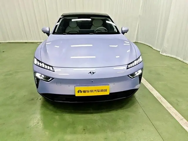 Dongfeng eπ eπ007 Pure electric 540 four-wheel drive Max version