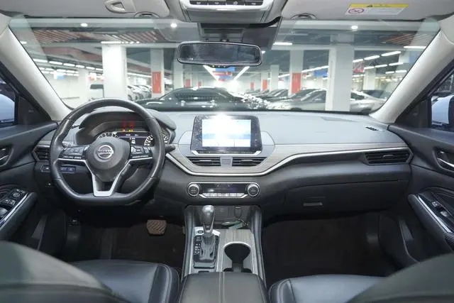 Nissan Teana 2.0 L XL Upper AD1 Smart Line Pilot Edition