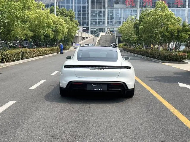 Porsche Taycan Taycan Turbo S