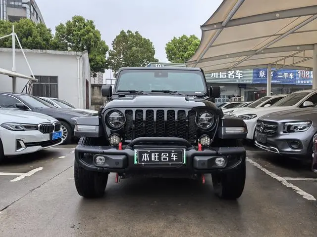 Jeep Wrangler 4xe PHEV Four-door 2.0T 4xe Sahara
