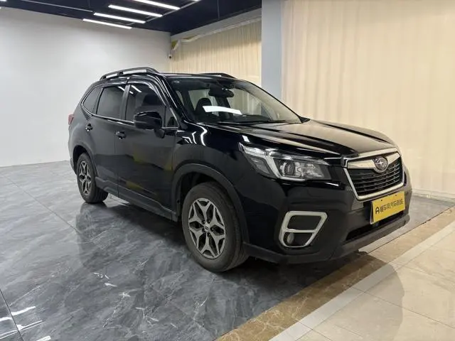 Subaru FORESTER Forester 2.0i Deluxe Edition EyeSight