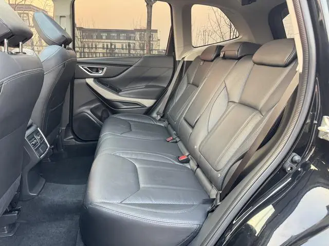Subaru FORESTER Forester 2.0i AWD Deluxe Edition EyeSight