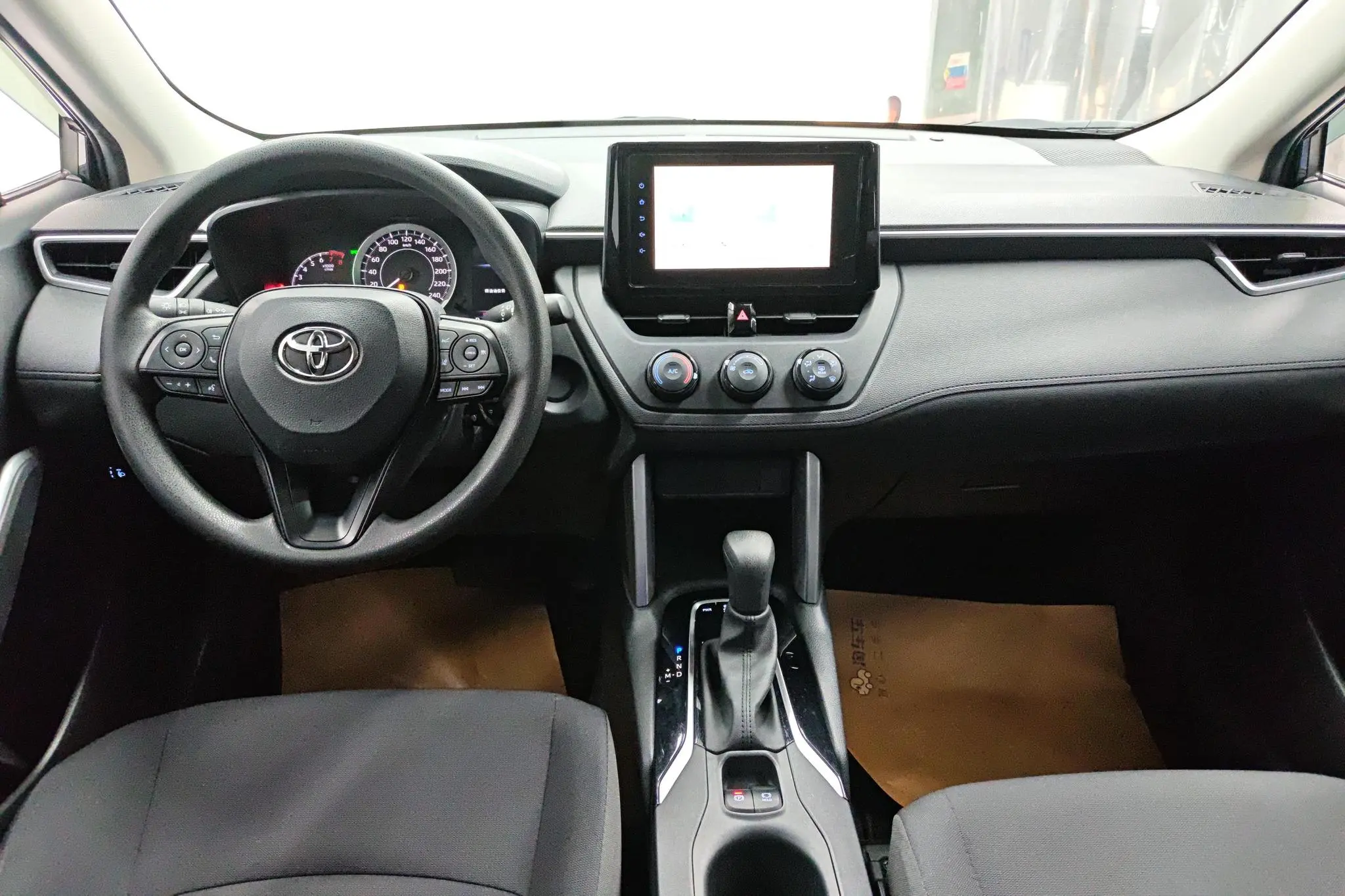 TOYOTA Corolla Sharp amplifier 2.0L Pioneer Edition