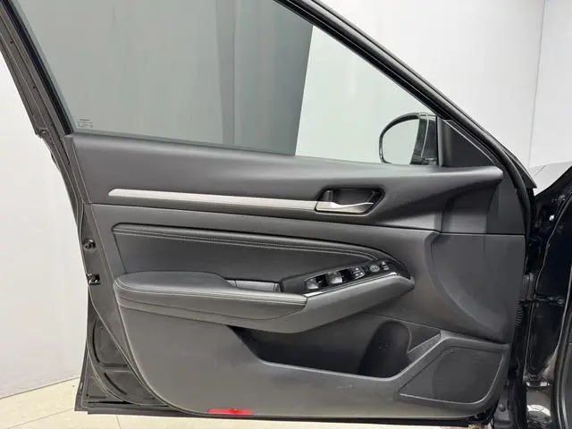 Nissan Teana 2.0L XL-TLS Enjoy Edition