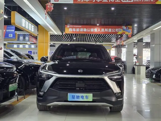 NIO NIO ES8 580KM six-seater version