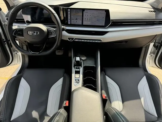 Geely Binrui Binrui COOL 1.5T DCT Champion Edition
