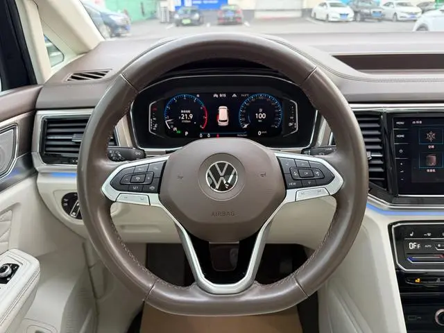 Volkswagen Weiran 380TSI Ultimate Edition