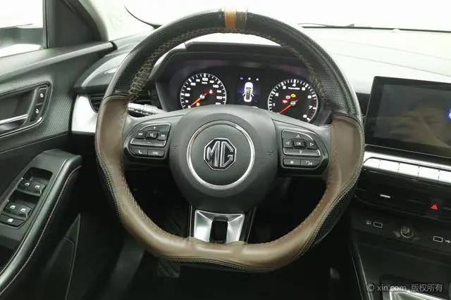MG MG5 180DVVT Manual Youth Deluxe Edition