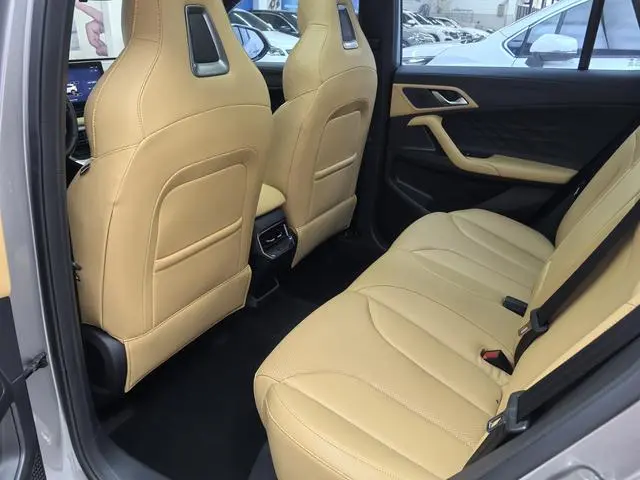 Roewe Roewe eRX5 Super Hybrid Premium Edition