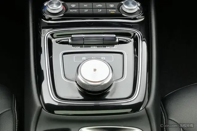 Roewe Roewe Ei5 Internet Deluxe Edition